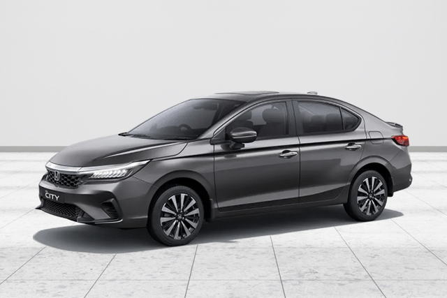 Honda City Sport Edition leatherette-upholstered seats and seven-color ambient lighting
